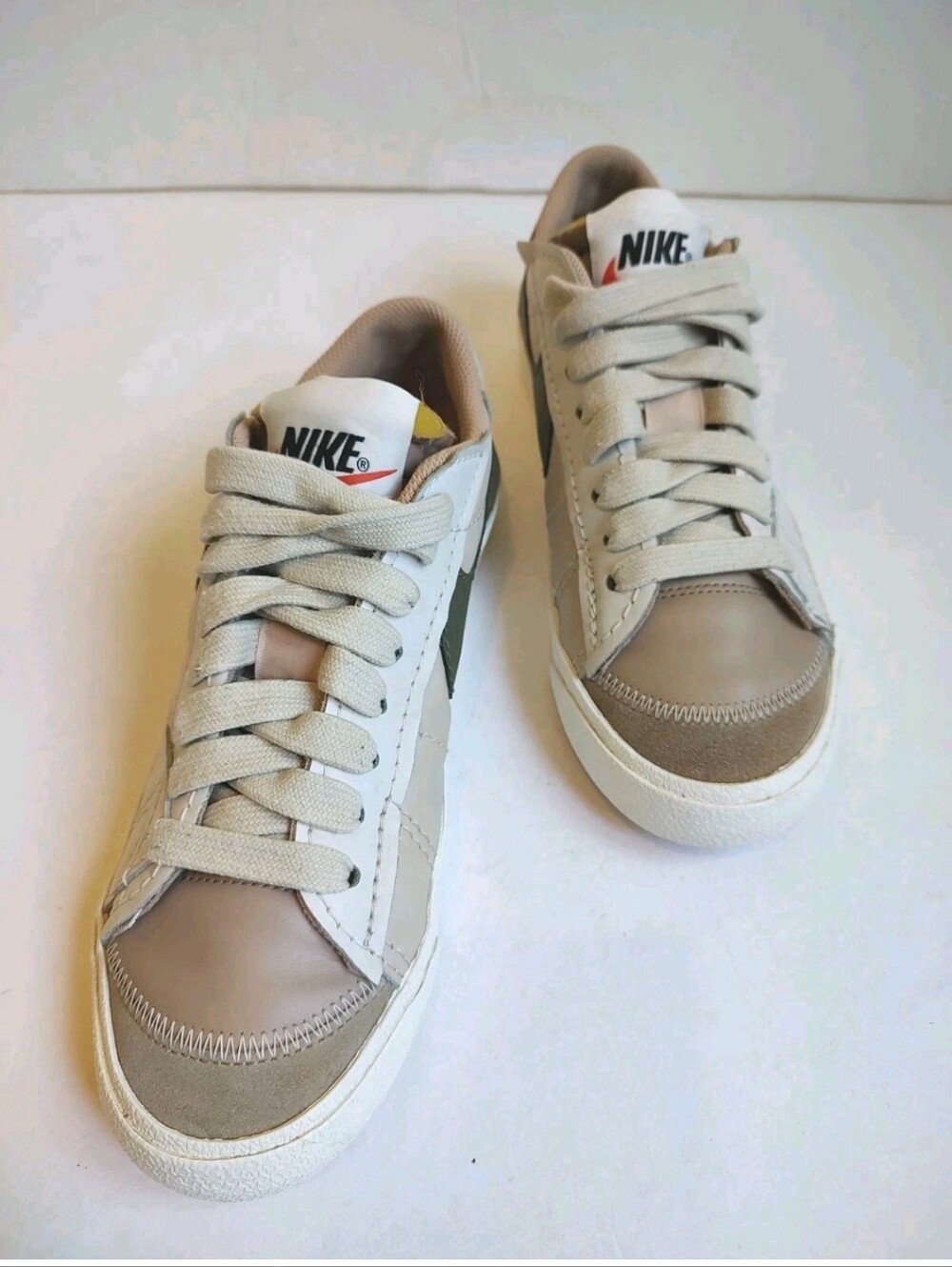 Nike Blazer 77 Low Jumbo Sand Drift Olive Lace Up Sneakers Women's Size 10 Shoes - Picture 3 of 16